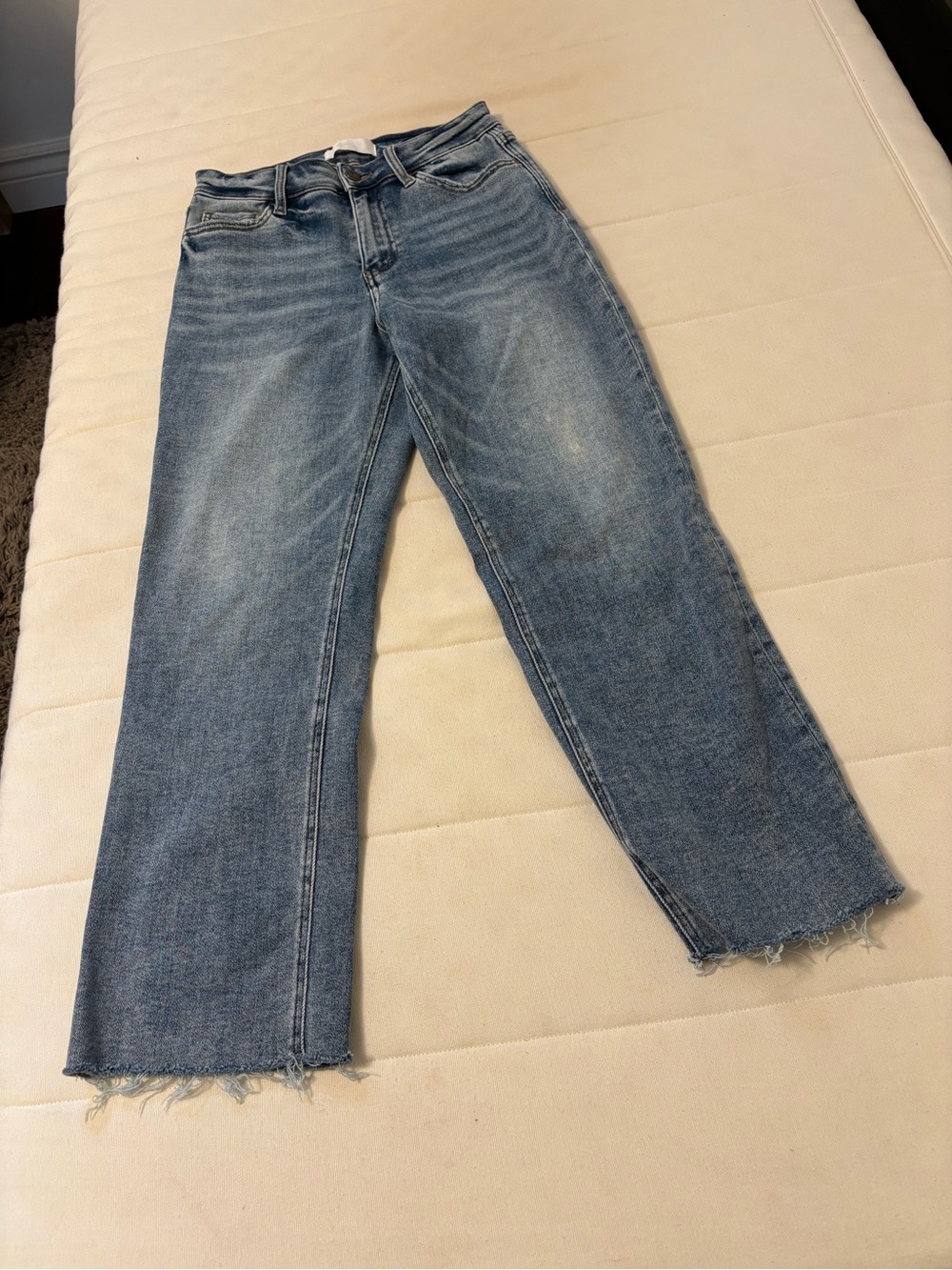 NWOT VERVET BY FLYING MONKEY Straight-Leg Jeans in Light Blue Wash